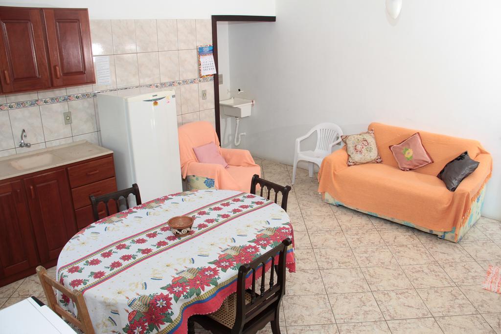 Residencial Aracua Ξενοδοχείο Bombinhas Δωμάτιο φωτογραφία
